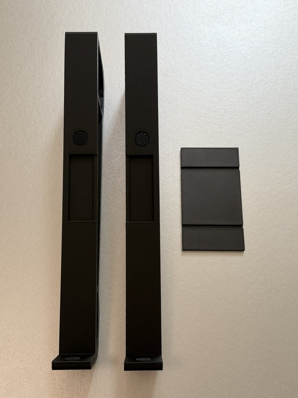 Traktor X1 MK3 Stands (pair) With Anti-slip Grips