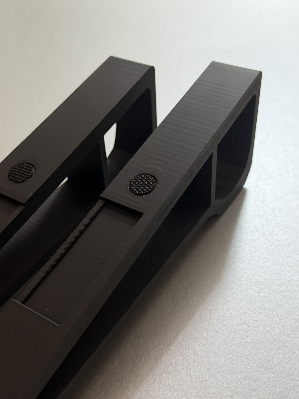 Traktor Kontrol F1 Stands (pair) With Anti-slip Grips