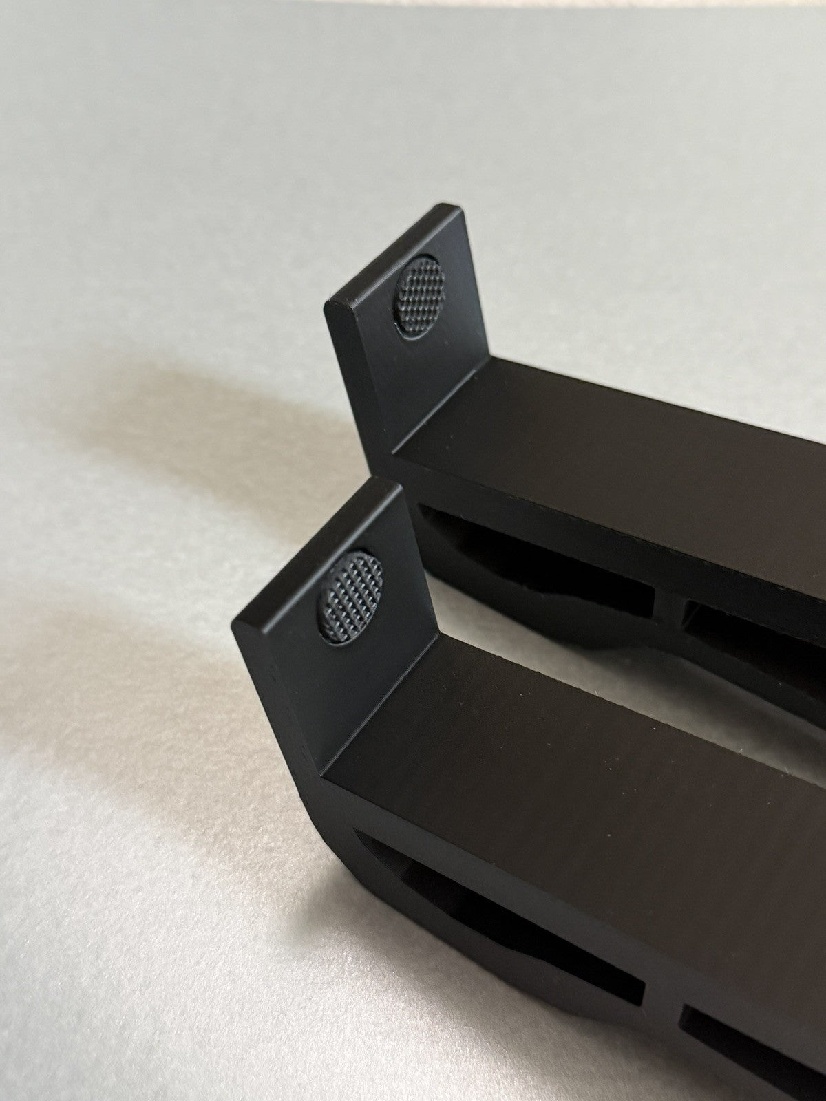 Traktor X1 MK3 Stands (pair) With Anti-slip Grips