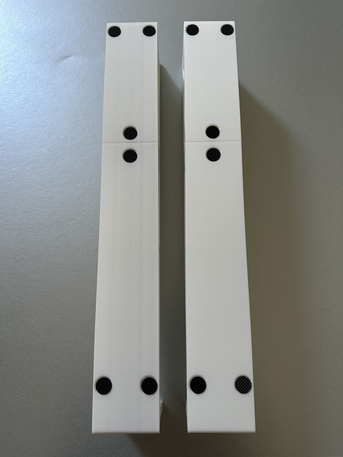 WHITE Denon MC7000 Stands (pair) With Anti-slip Grips
