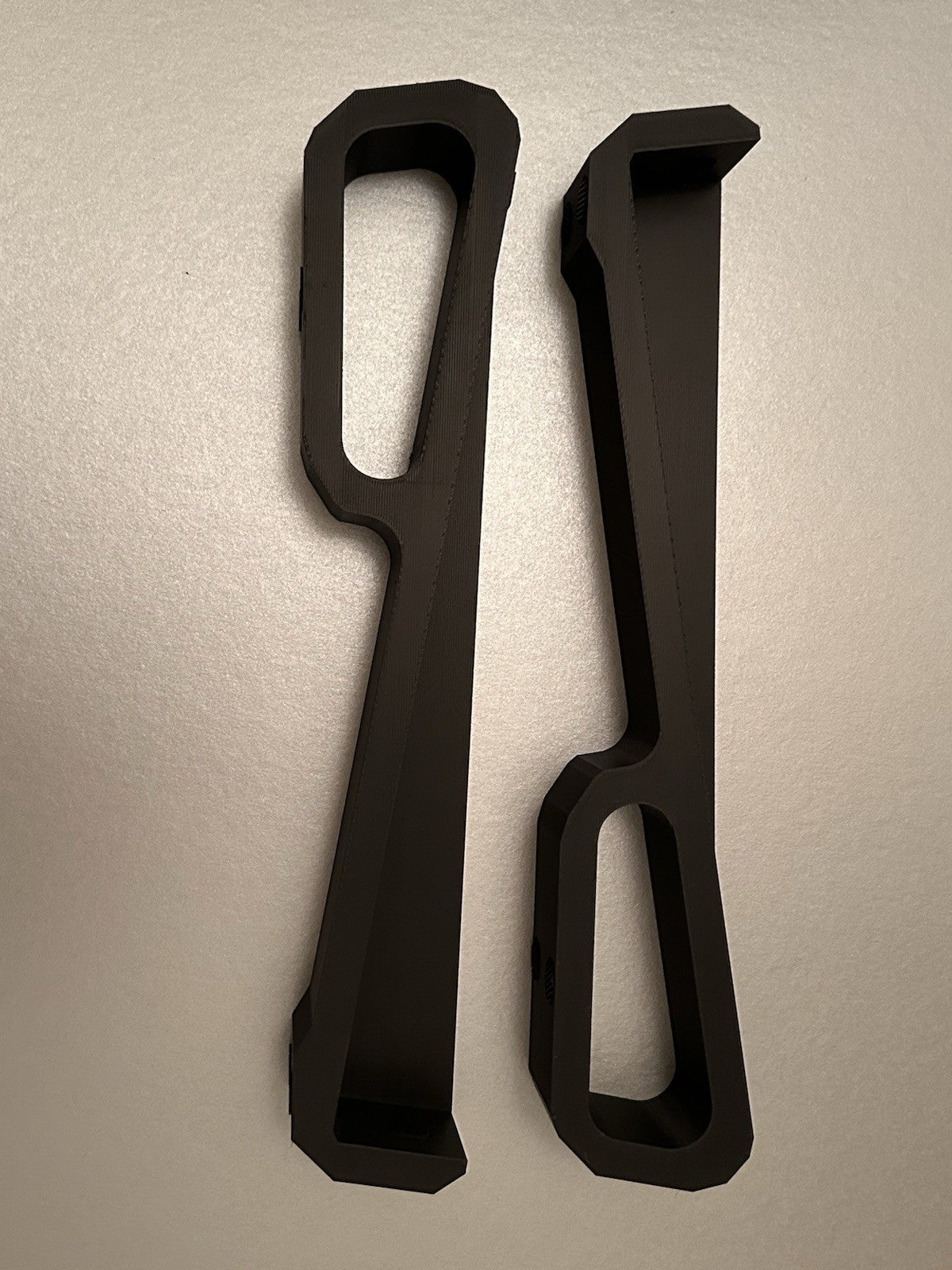 Numark Mixstream Pro+  -Stands (pair) With Anti-slip Grips