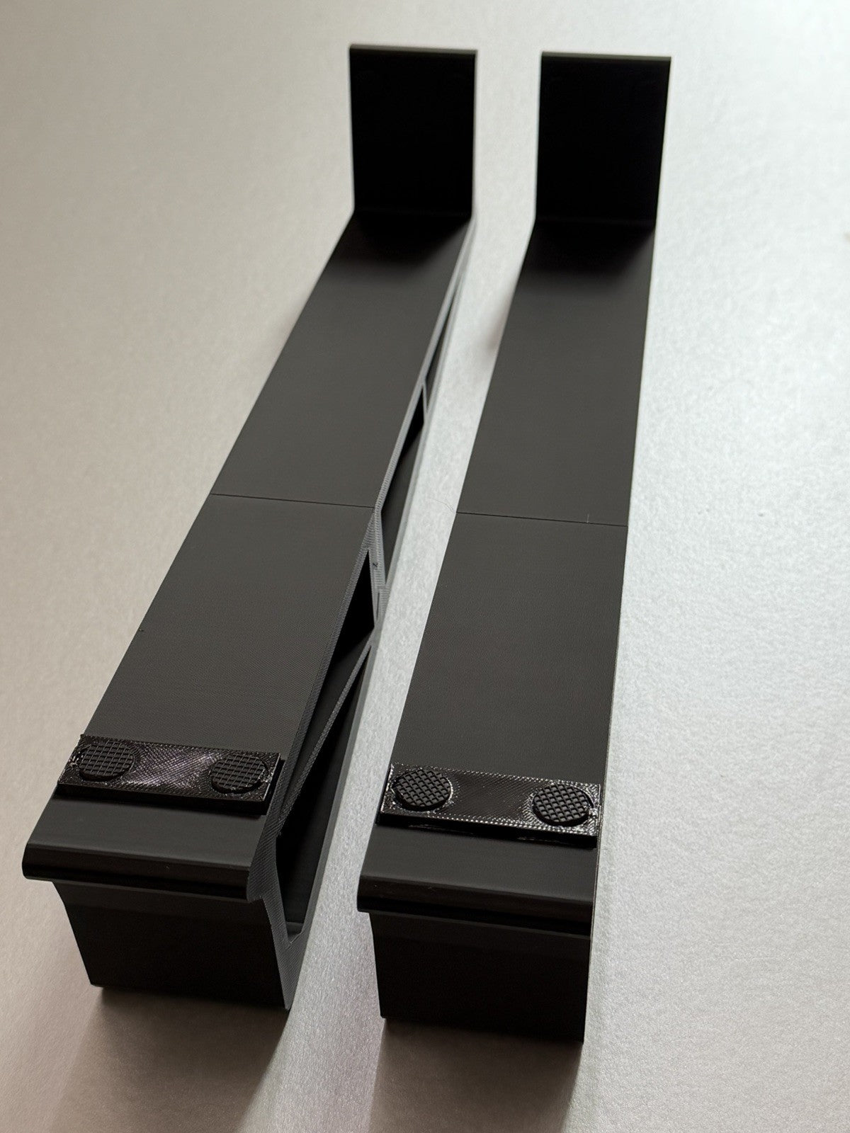 DJM-V5 Stands (pair) With Anti-slip Grips