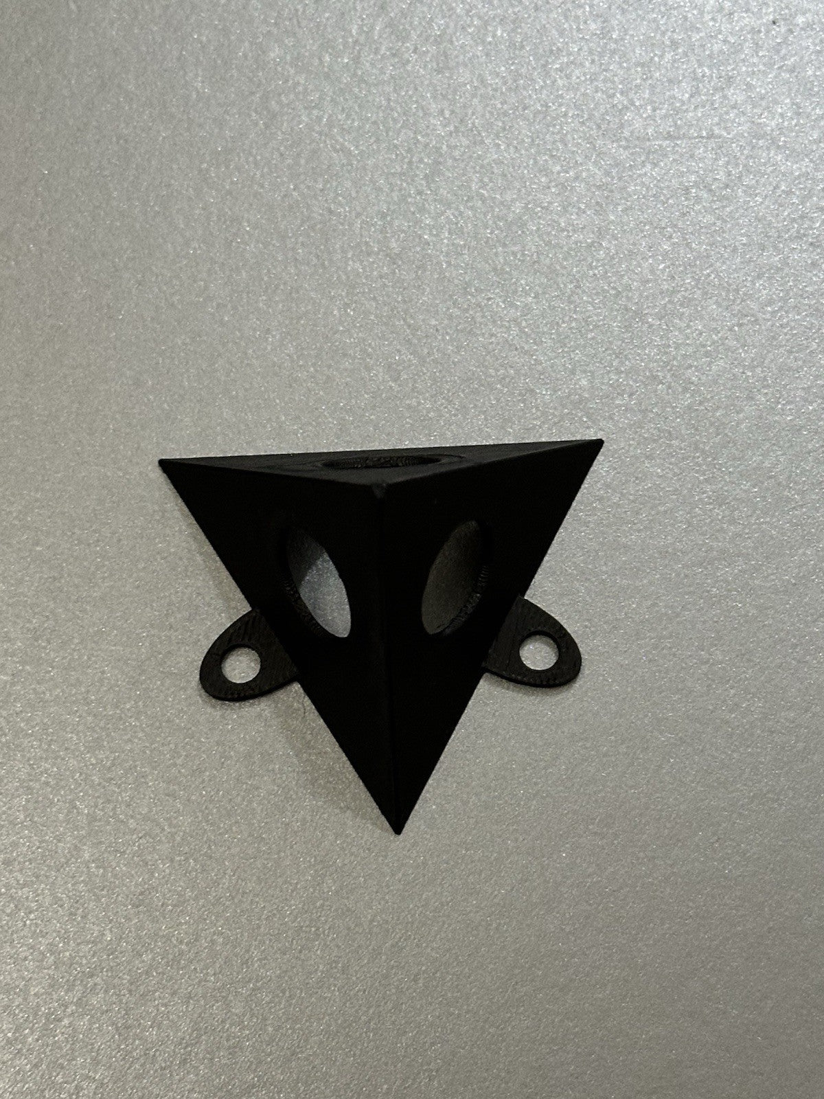 Plastic Triangles (4 Pack) For Support Under Wood/other Materials When Painting